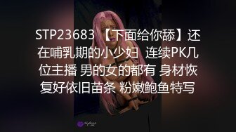 冒死爬墙偷拍 水上乐园刚出来换衣服的小美女