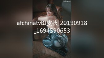 【爆射级珍藏】Onlyfans华裔大奶牛Meikoui明明是这么清纯可爱的脸蛋 有了巨乳变得无比淫荡