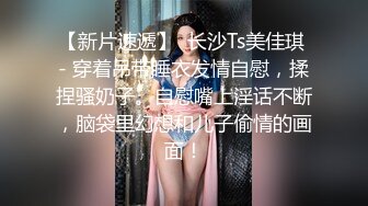 漂亮美眉 在家吃鸡 这个好看真实 人漂亮技术也好 小娇乳 可惜不让拍了