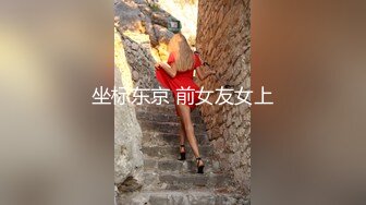 人妖系列之三个古罗马精美服饰人妖表情淫荡妩媚手指轻轻滑落衣服你舔我来我草你满足屁眼的快感