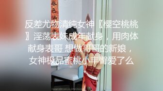 30岁良家小少妇 取完快递 打扫卫生 厨房做饭被扒光 露脸 肤白风骚穴粉尤物