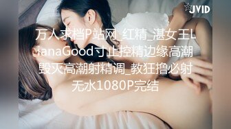 2022新小树林嫖妓偷拍系列蓝发夹卖淫女生意不错一会功夫就接待了三个农民工站着草