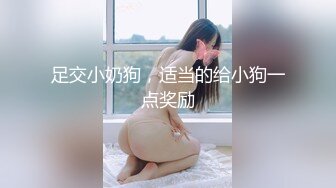 笑起来甜美肉丝妹撕裆让妹子手指插入抹润滑油骑乘抬腿侧入猛操