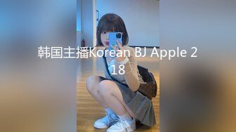 【新片速遞】   双飞美女 动啊哥快动干哈换她还有劲 别停快使劲 别摸我要么把我操明白 轮流无套输出哥们今天碰到对手了操的汗流浃背