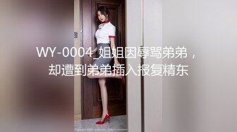 烈焰红唇花臂纹身美乳小姐姐，脱掉衣服扭动细腰，坐在椅子上振动棒插穴，跳蛋震动阴蒂，双管齐下娇喘呻吟