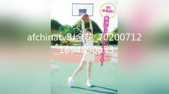 【OnlyFans】小胡渣大屌男友，颜值在线的肉感体态女友[yamthacha]福利合集，蜜桃臀粉穴后入，居家自拍 9