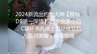 纸箱厂沟厕全景偷窥多位女职员各种姿势嘘嘘 (1)